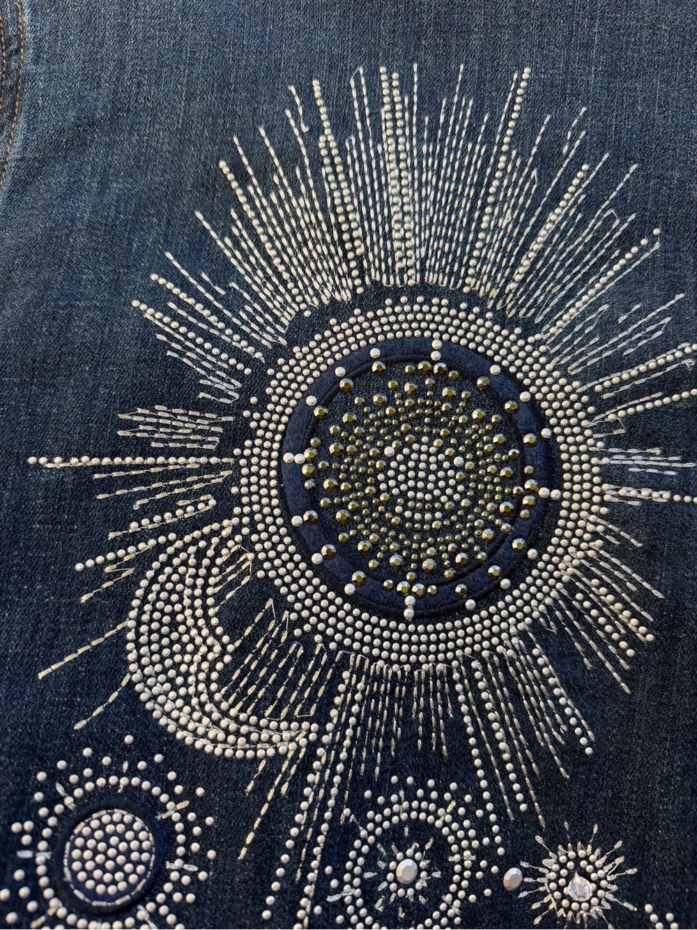 NWOT Chico’s Embellished Celestial Denim Jacket Sz Chico's 0 / Regular 4/6 - Picture 5 of 9